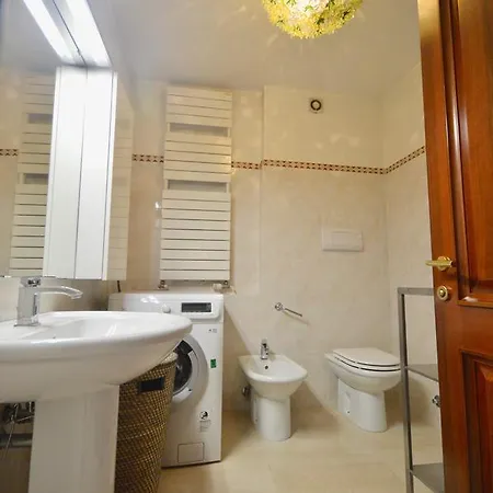 아파트호텔 Teatro 3*