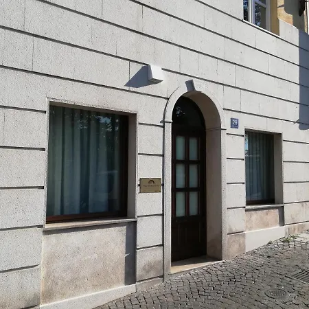 Teatro 2* Trieste
