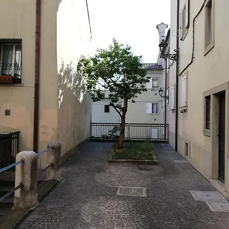 Aparthotel Teatro 3*