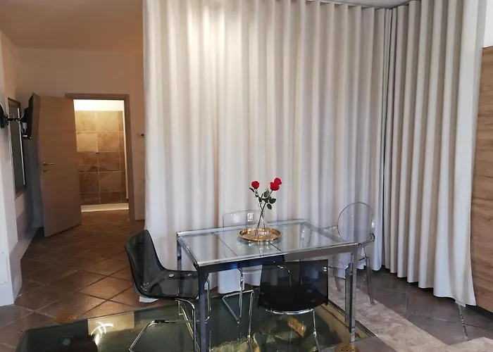 Teatro Ξενοδοχείο με διαμερίσματα Τεργέστη