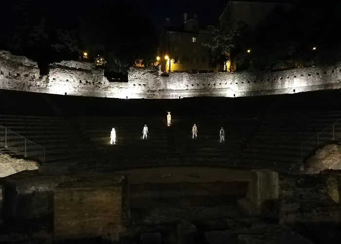 Ξενοδοχείο με διαμερίσματα Teatro