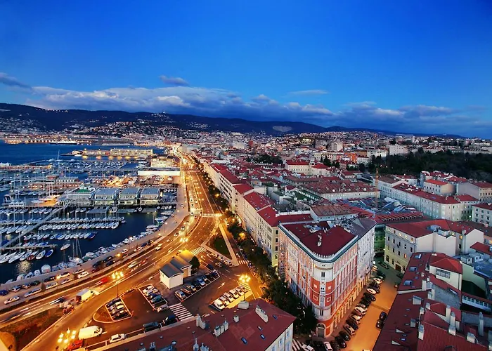 Teatro Ξενοδοχείο με διαμερίσματα