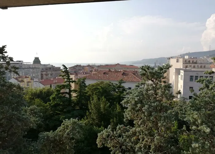 Teatro Ξενοδοχείο με διαμερίσματα 3*